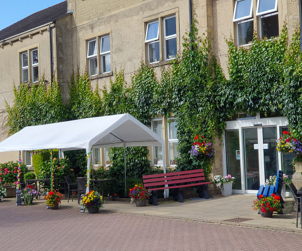 LTHW boiler replacement in occupied care home plantroom